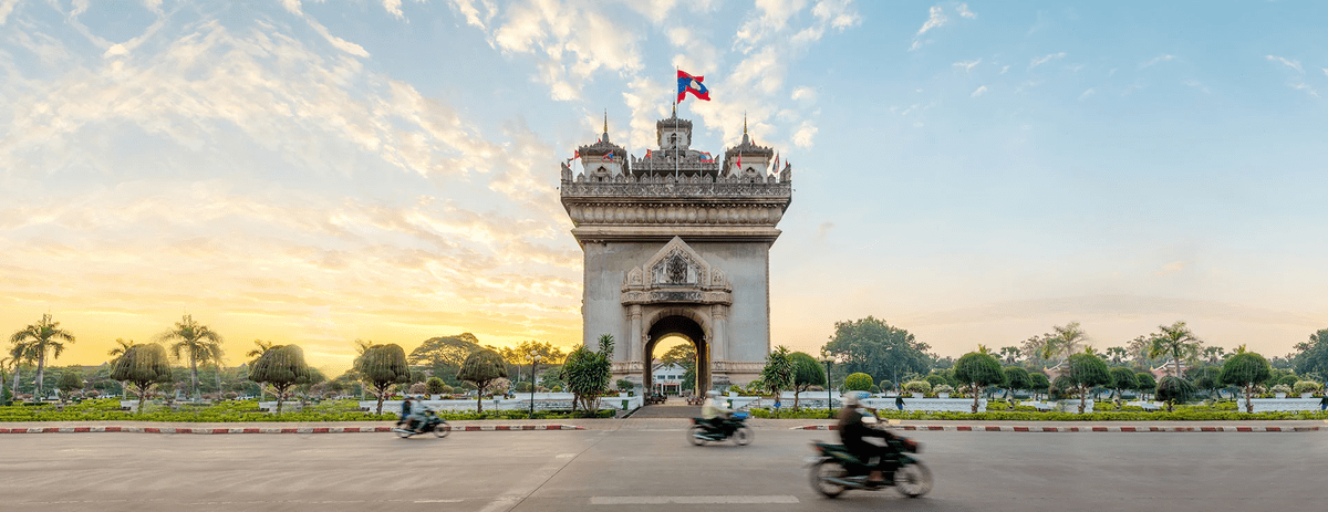 Drapeau Laos : Quel est lemblème du pays des Millions dÉléphants ?