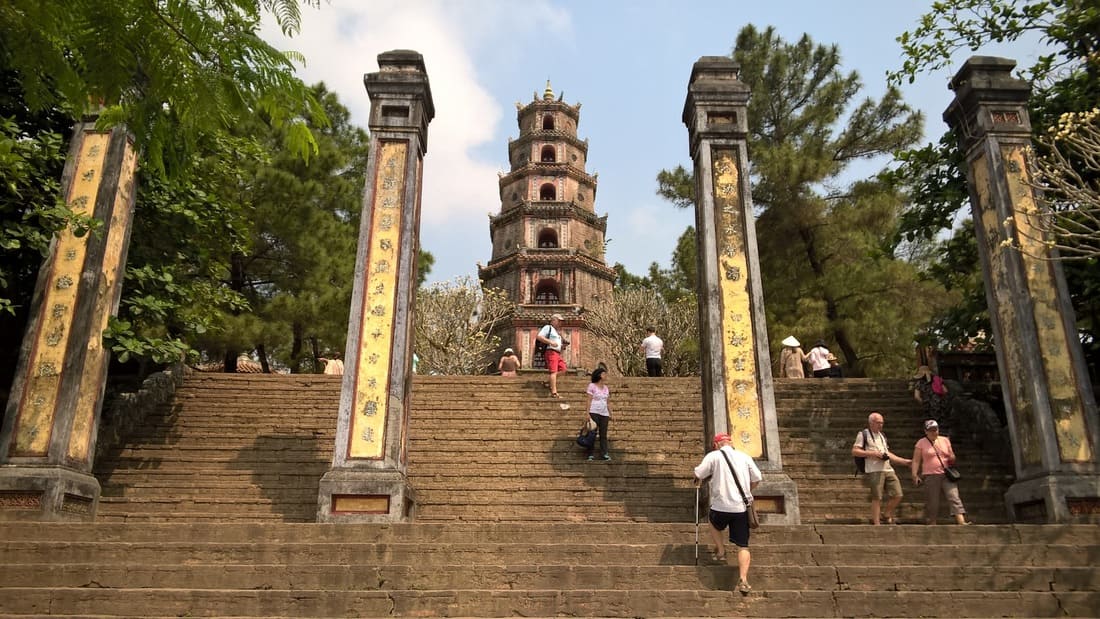Voyage visuel à la pagode de la Dame Céleste à Hué