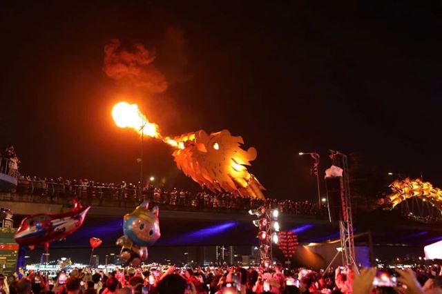 8 Expériences Incontournables au Festival du Nouvel An de Da Nang 2026