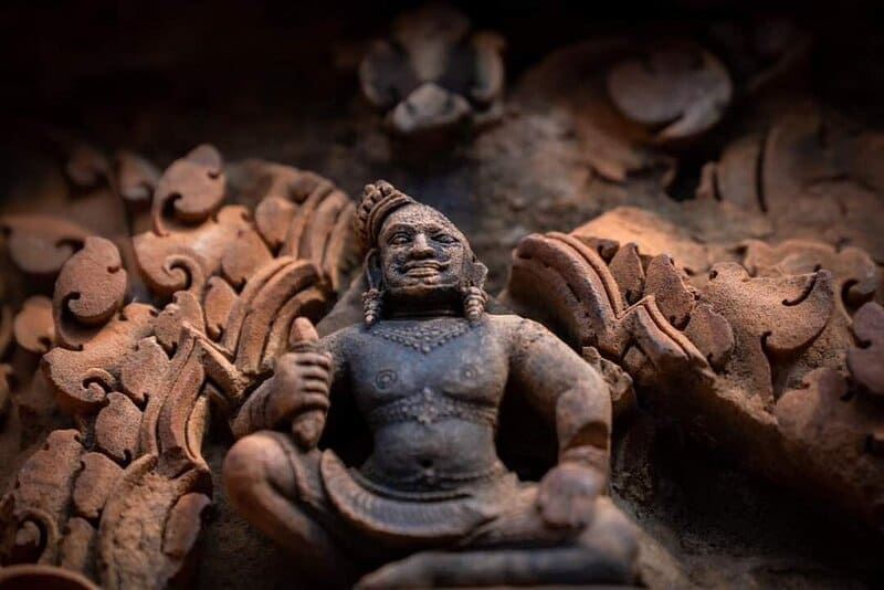 Banteay Srei, le plus beau temple en grès rose d’Angkor