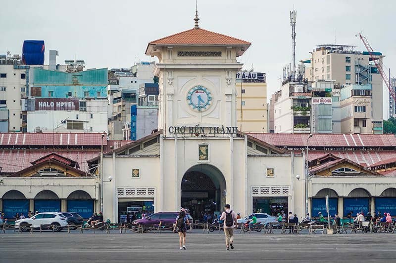 Marché Ben Thanh : Du Marécage au Cœur Vibrant de Ho Chi Minh-Ville