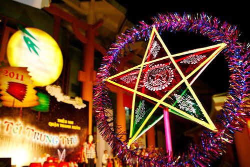 Tet Trung thu : Tout savoir sur la fête de la lune au Vietnam 2025 !