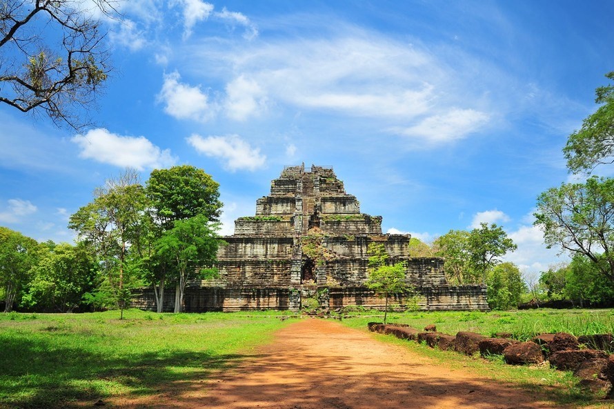 Koh Ker – La mystérieuse capitale khmère que vous ignorez probablement !