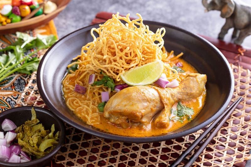 Khao soi : un délice iconique du nord de la Thaïlande à goûter absolument