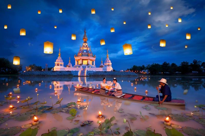 Loy Krathong et Yi Peng 2025 : Tout ce quil faut savoir