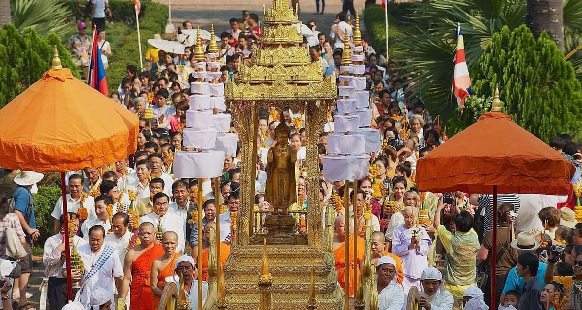 Célébrations du Nouvel An laotien en 2026 : Traditions et événements à découvrir