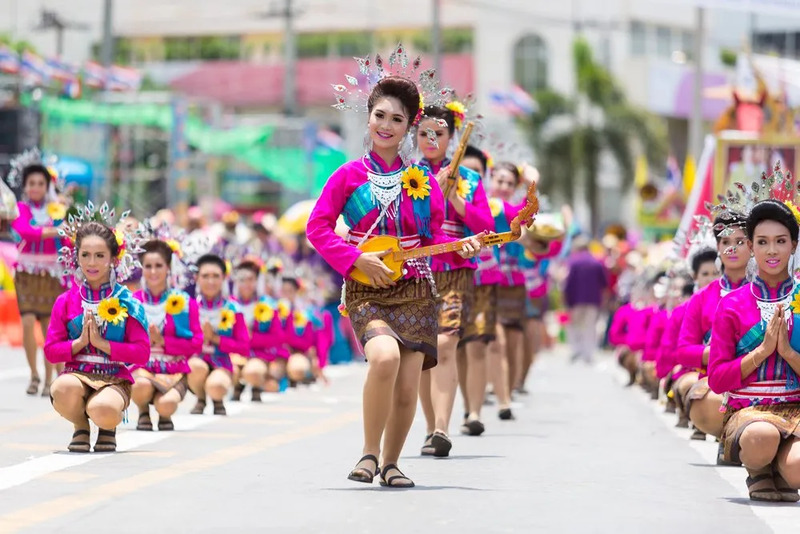 Thailande, Festival Roi Et Bun Bung Faï