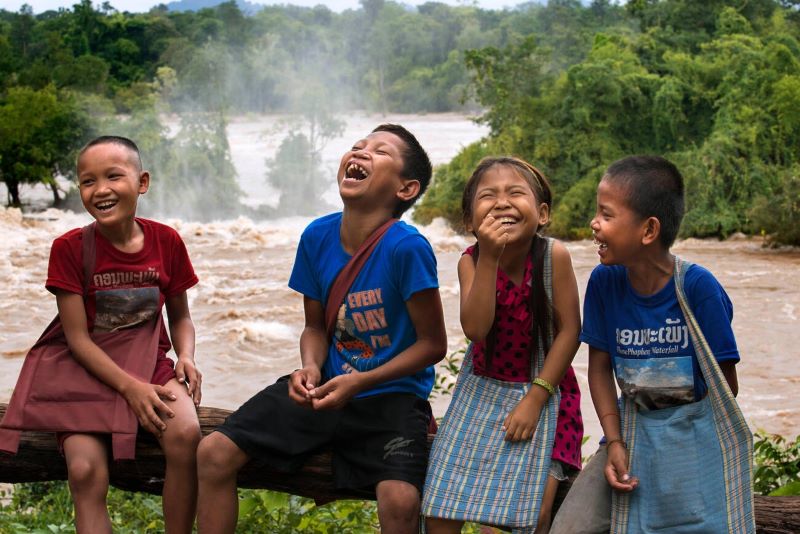 les enfants laotiens