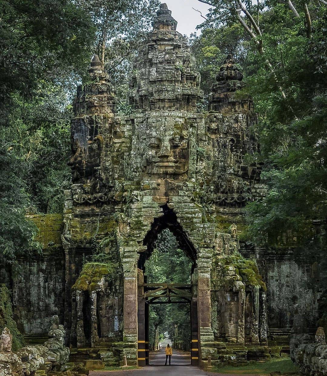 Angkor Thom Temple