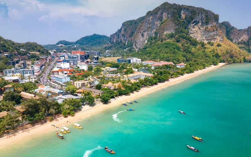 Ao Nang beach, Krabi, Thailande