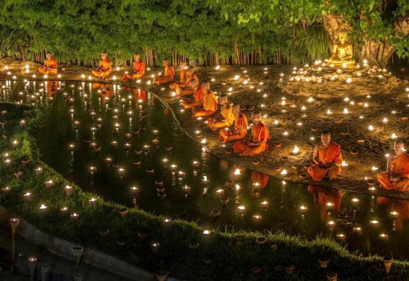Asahna Bucha Day