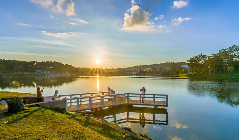 lac de Xuan Huong