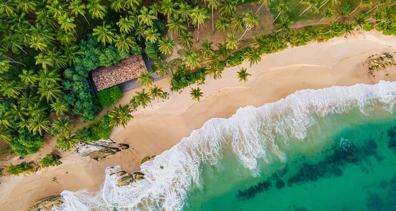 Sri Lanka est aussi connu pour les plages pittoresques