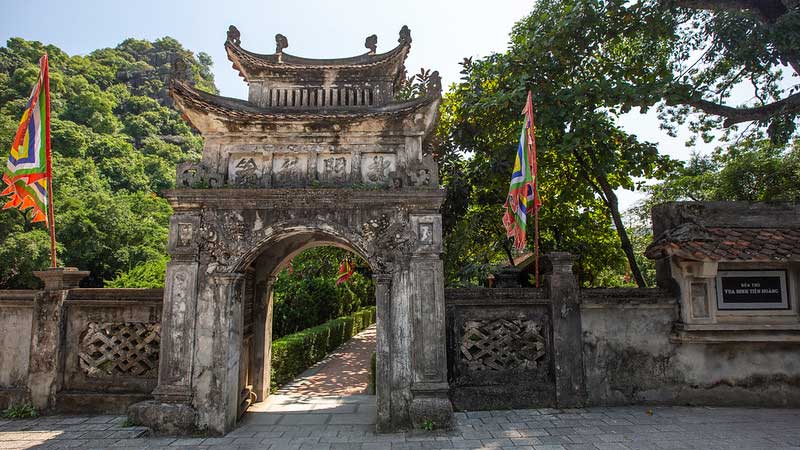 Hoa Lu Ninh Binh