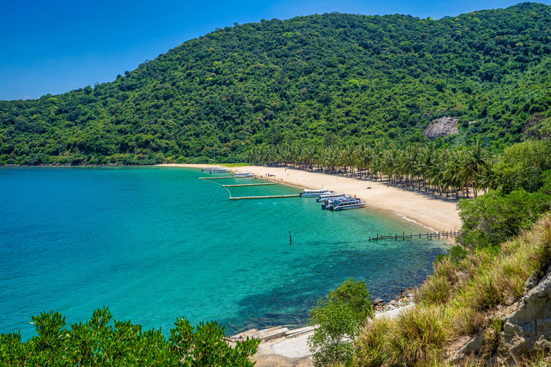 la plage Ong aux iles Cham