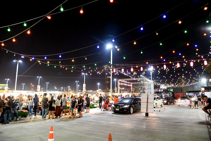 Marché Nocturne de Hua Mun