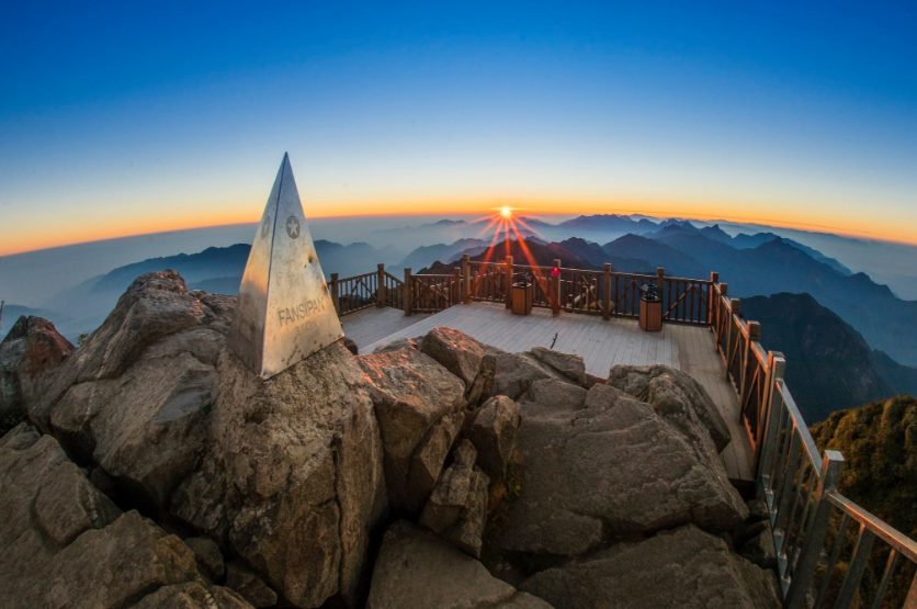 Le mont de Fansipan du Vietnam