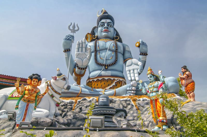 Statue à Tricomalee