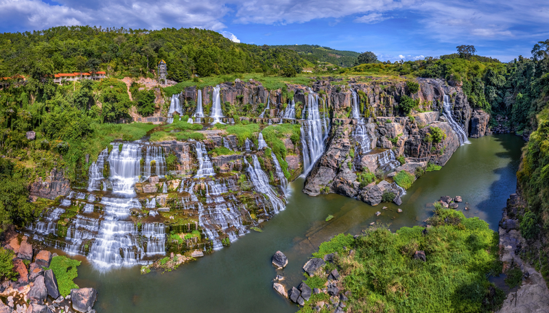 la cascade de Pongour