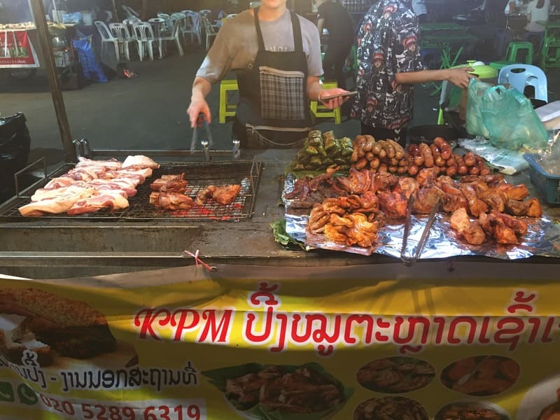 marche de nuit Vientiane