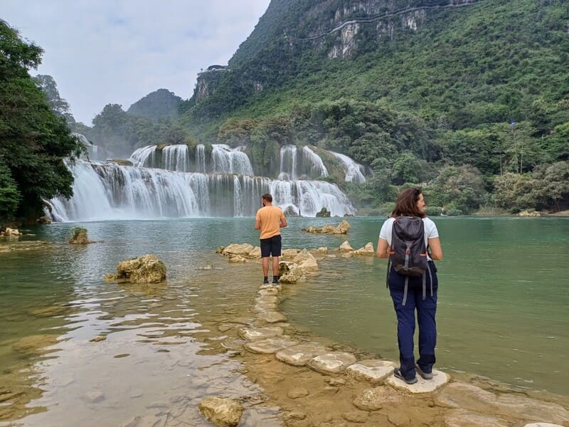 client de vietnamdecouverte a la chute ban gioc