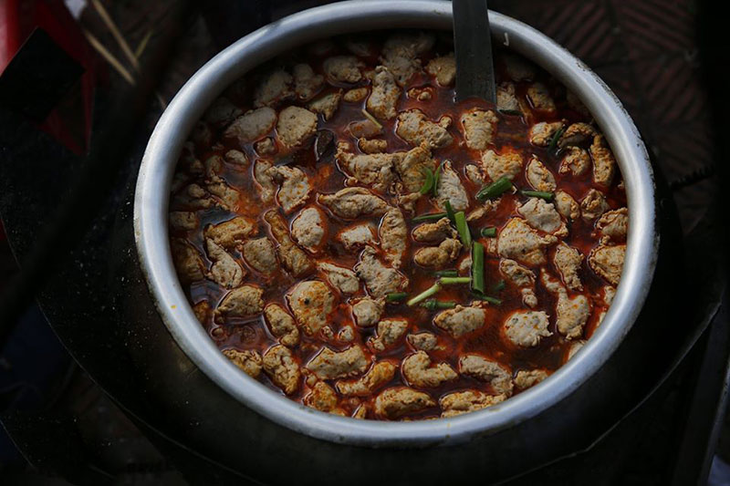 Le bouillon de Bun bo Hue