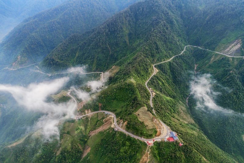 Le col de Khau Pha