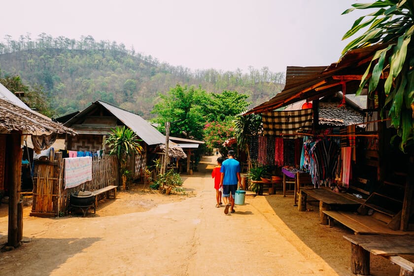 village de femmes girafes