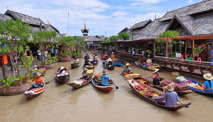 marché flottant des Quatre Régions 