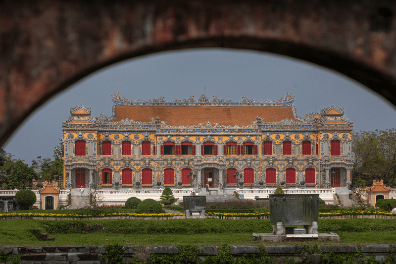 Hue, palais de Kien Trung, ouverture