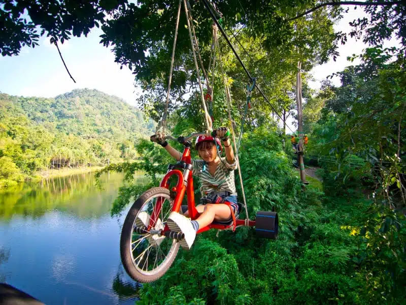 Le parc d''aventure Treetop Kanchanaburi