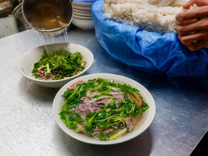 Des légumes et des herbes parfumées sont indispensables