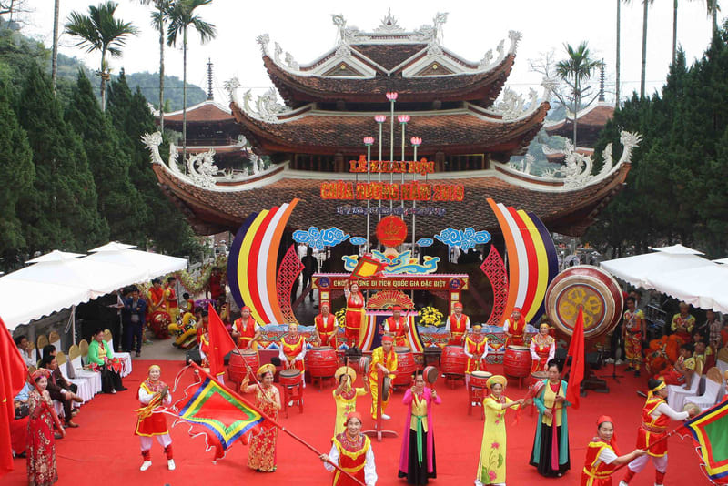 la fête de la pagode des parfums