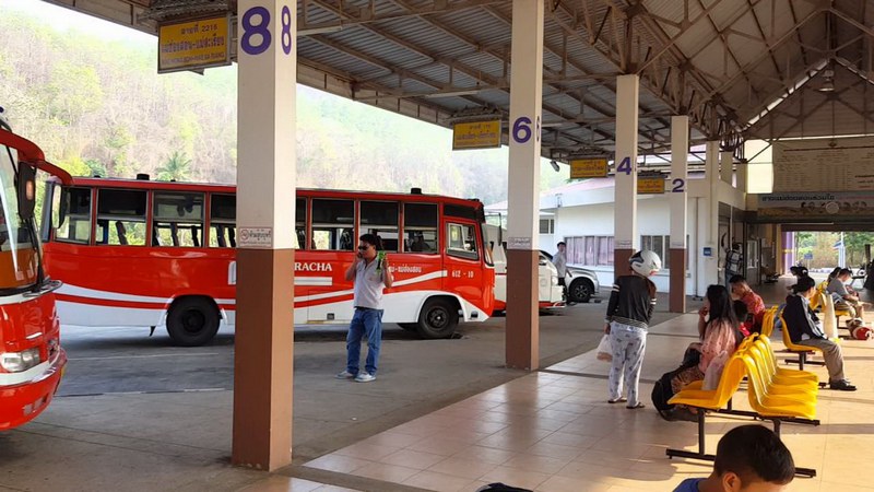 Station de bus à Mae Hong Son