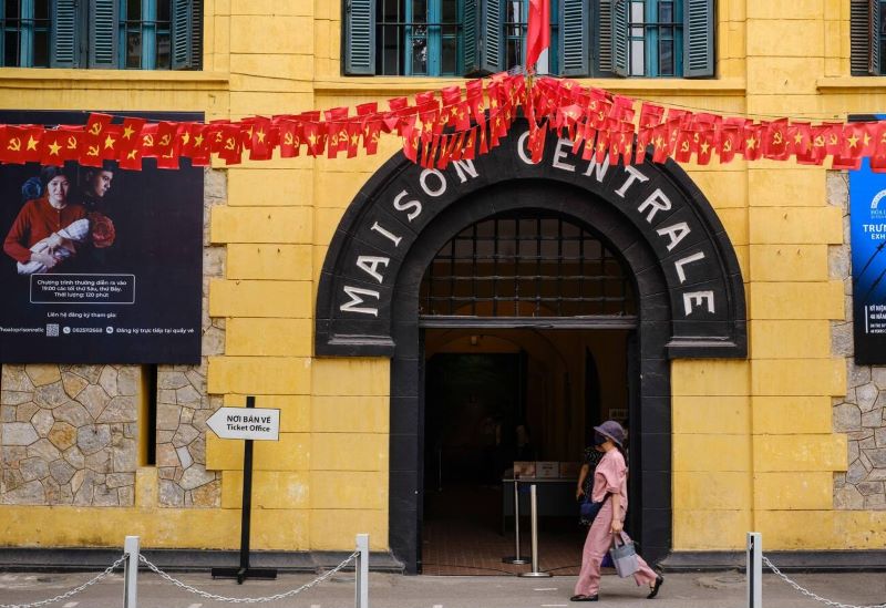 la prison Hoa Lo