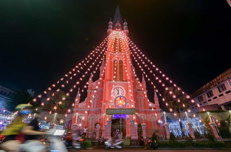 eglise de tan dinh saigon noel