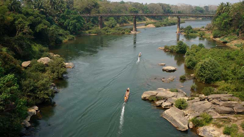 riviere Nam Song Vang Vieng