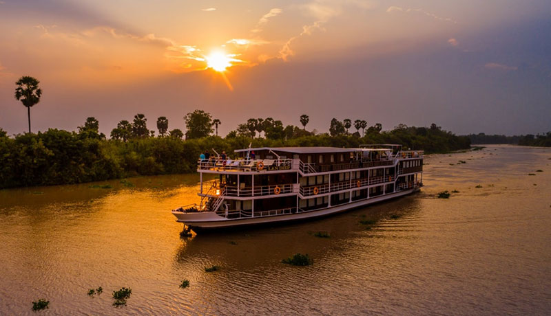 se rendre au cambodge en bateau