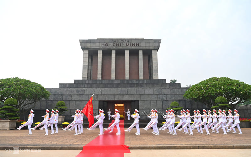 Le mausolée de Ho Chi Minh