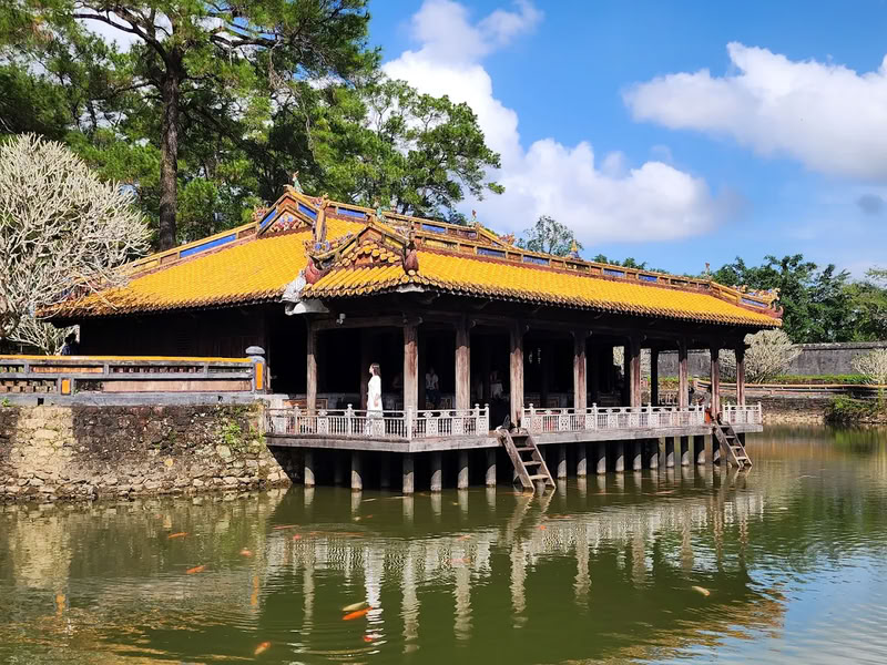 tombeau de Tu Duc autour du lac