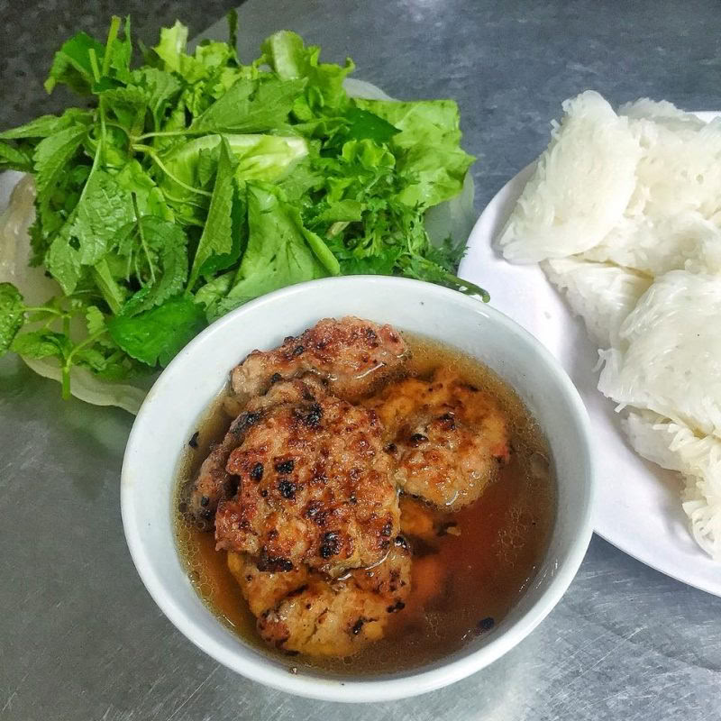 Le Bun Cha, plat incontournable lors de votre arrivée à la capitale vietnamienne