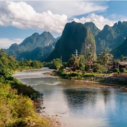 Vang Vieng 