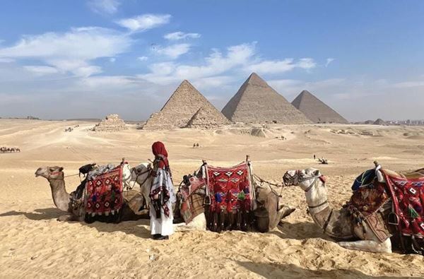 À la rencontre des légendes des pyramides