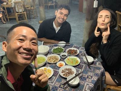 Repas avec mon guide