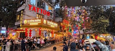 Rue du train à Hanoi
