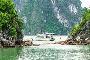 Croisière sur la baie de Lan Ha