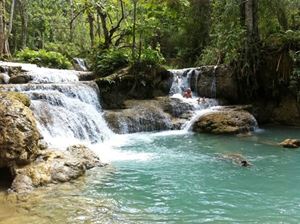 Chutes Kuang Si, un paradis naturel impressionnant aux eaux turquoise