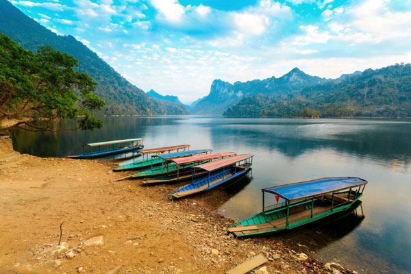 Lac de ba be vietnam