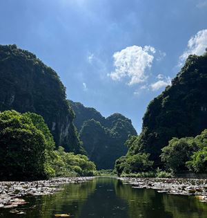 Paysage feériques à la baie d'Halong terrestre