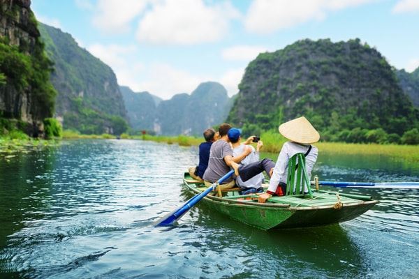 Balade en barque ninh binh